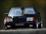 1:18 MERCEDES BENZ 560 SEL AMG - Schwarz Metallic Edition mit OVP